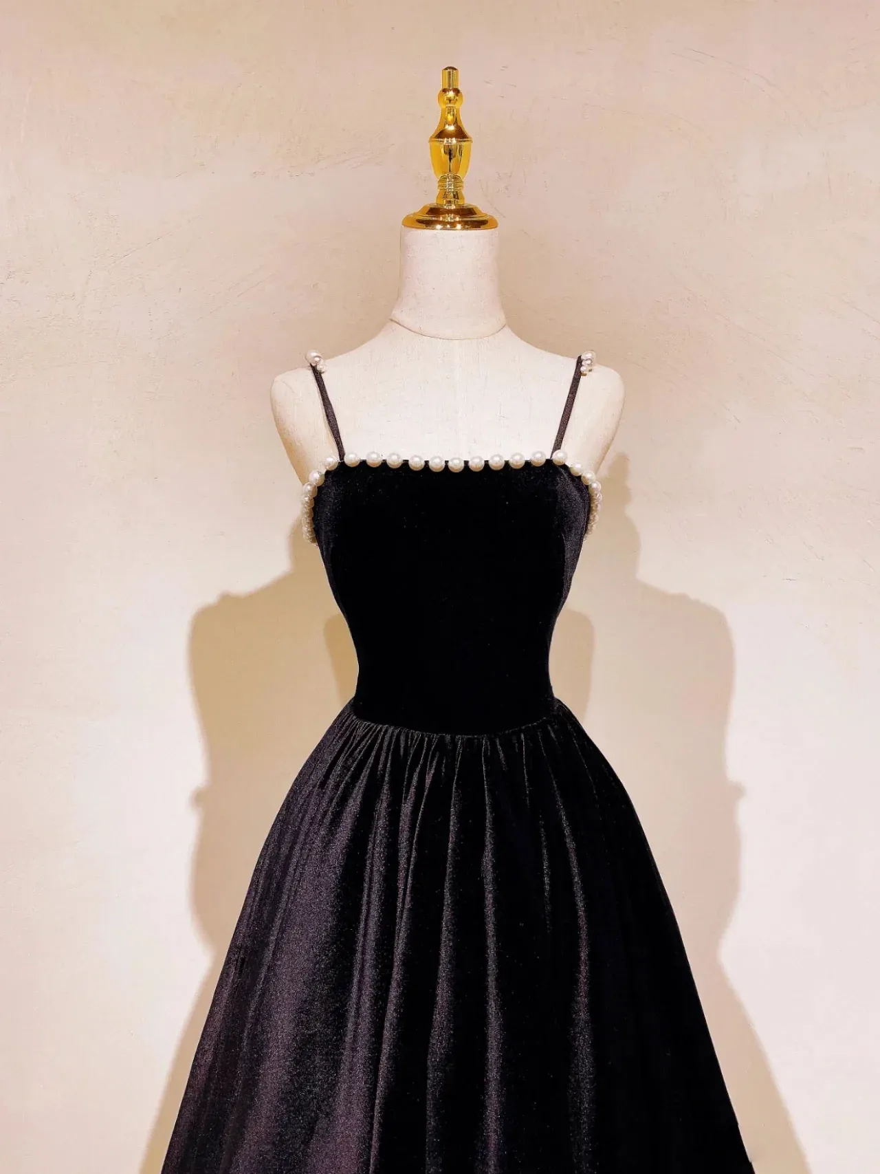 A-line Black Velvet Long Prom Dress, Black Formal Graduation With Pearls Y2033