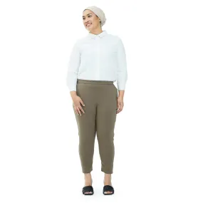 Signature Ultra-Stretch Ankle Pants