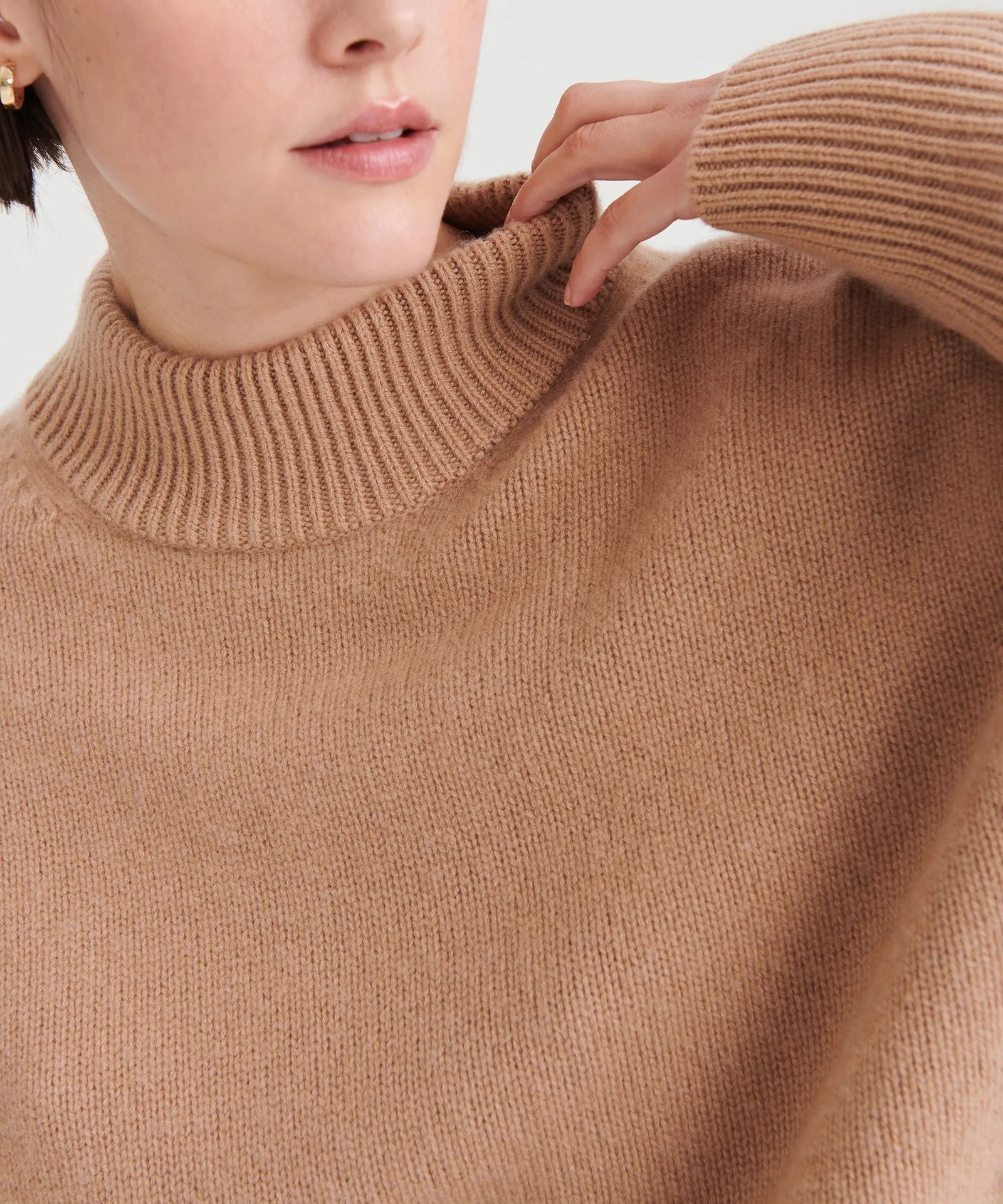 Super Luxe Cashmere Mockneck Sweater