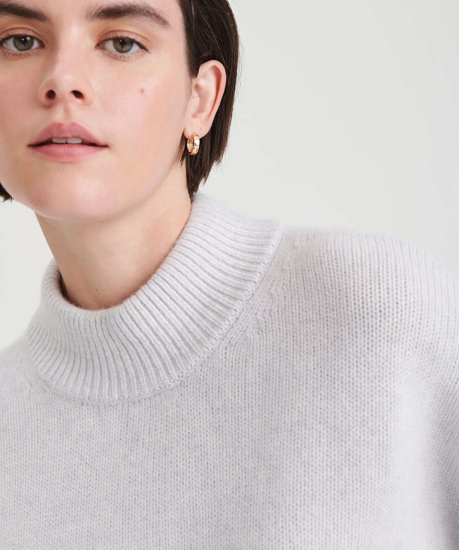 Super Luxe Cashmere Mockneck Sweater